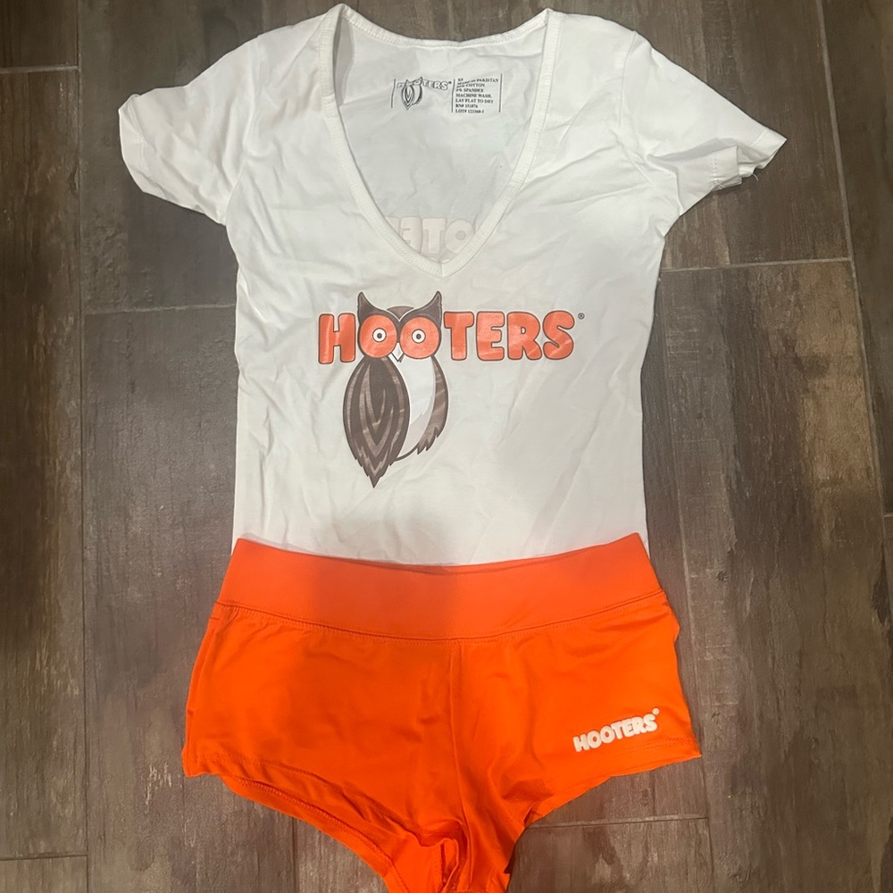 Hooters Girl Uniform